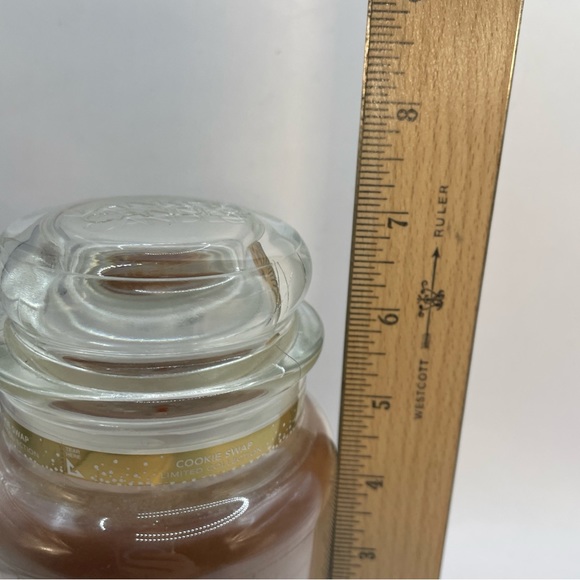 NEW Yankee Candle Cookie Swap Limited Edition  ICED GINGERBREAD 22oz HTF - Picture 7 of 7